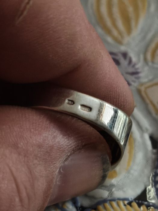 Продам срібну чоловічу печатку