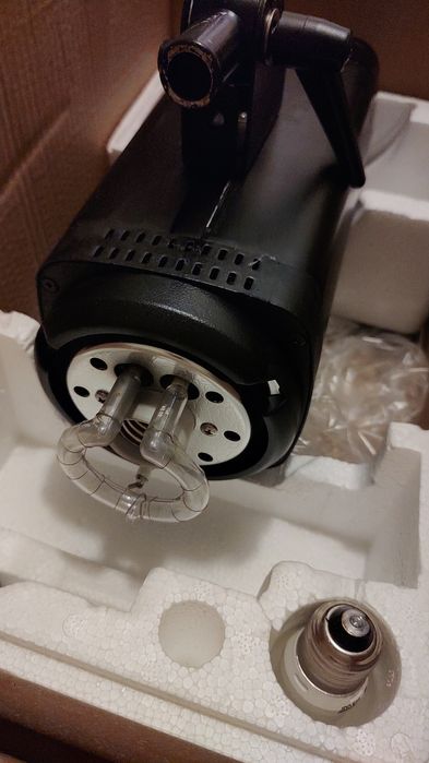 Quantuum T series t300 lampa studyjna