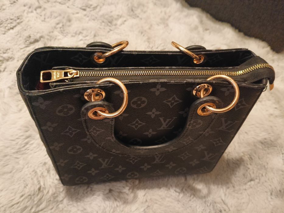 Mała torebka Louis Vuitton