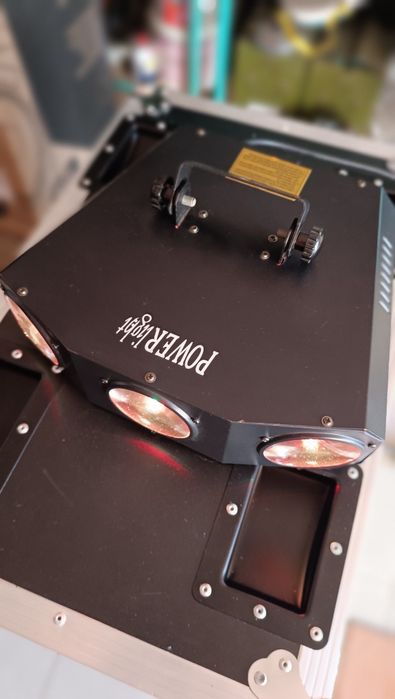 POWERlight T-5132 світлодіодний LED прилад