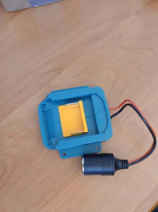 Adapter do baterii elektronarzędzi