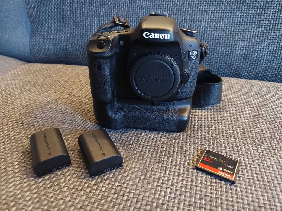 Canon EOS 7D z gripem stan idealny