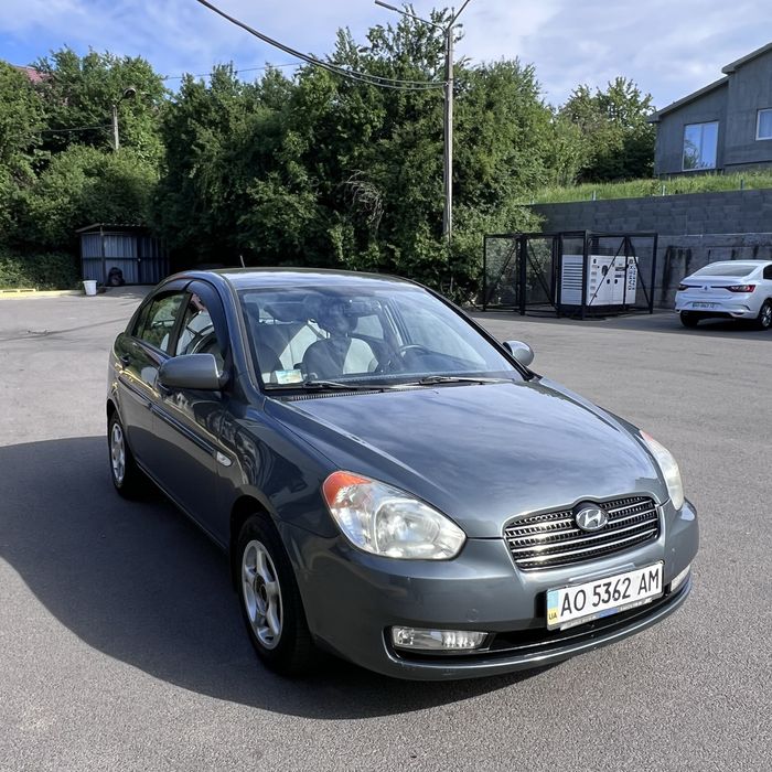 Hyndai accent 2008 стан нового авто 170 000 km