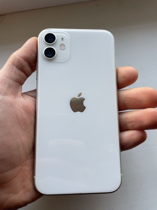iPhone 11 64 GB White Lightning з коробкою