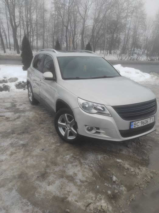 Продам фотльсваген тігуан 2010 року