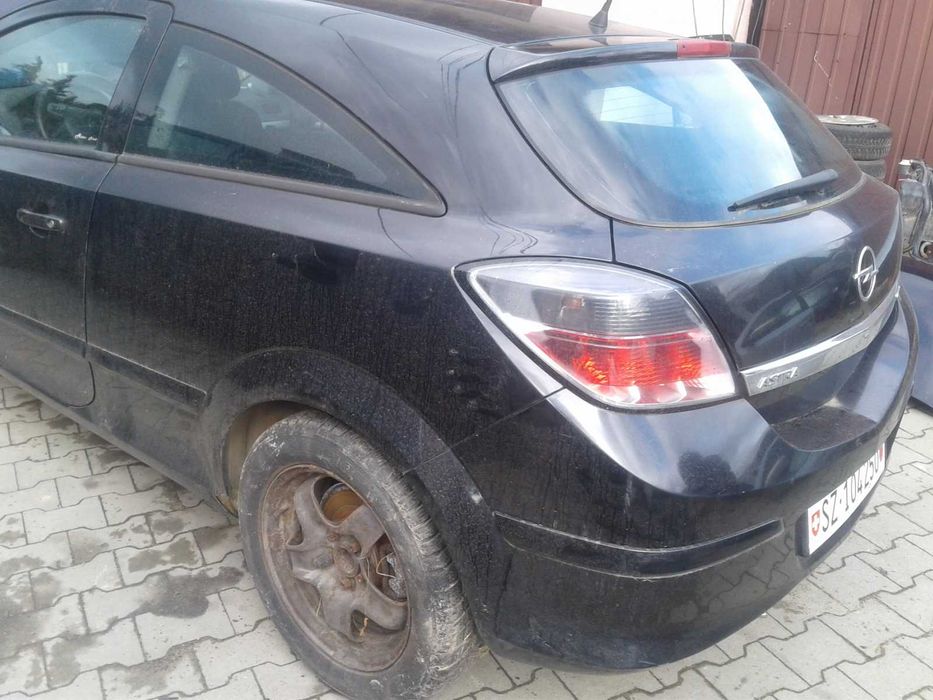 Opel Astra H GTC 3D Coupe 1.3 CDTi 2006r Klapa Tył Szyba Lampy Blenda