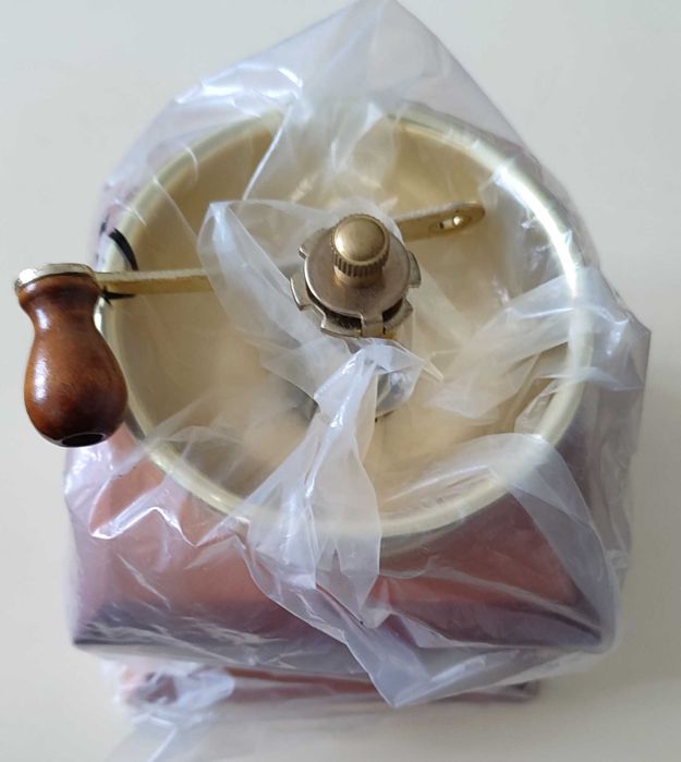 Ручна кавомолка Bergner