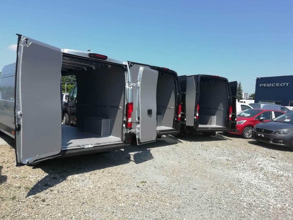 Zabudowy samochodów dostawczych busów w autach Ducato L4H2