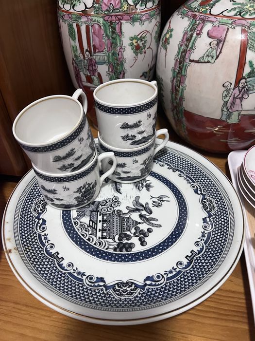 Conjunto de Chavena Vista Alegre