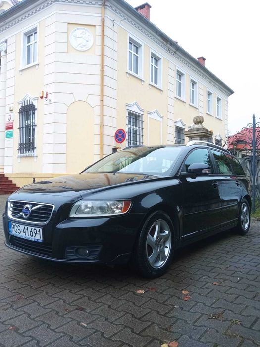 Volvo V50 - zadbany i oszczędny diesel.