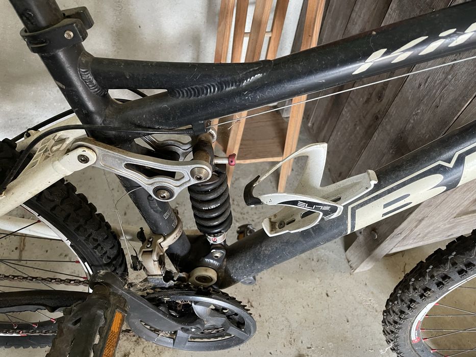 Bicicleta montanha. BH