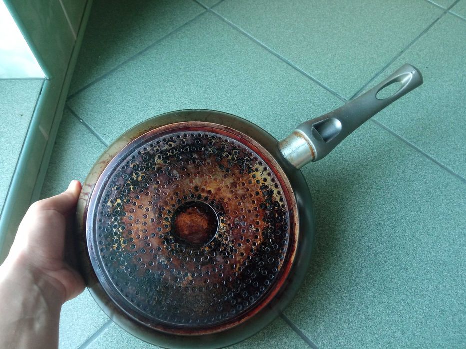 Сковорода с крышкой flamberg 24 см.