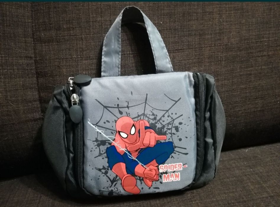 Organizer spider Man