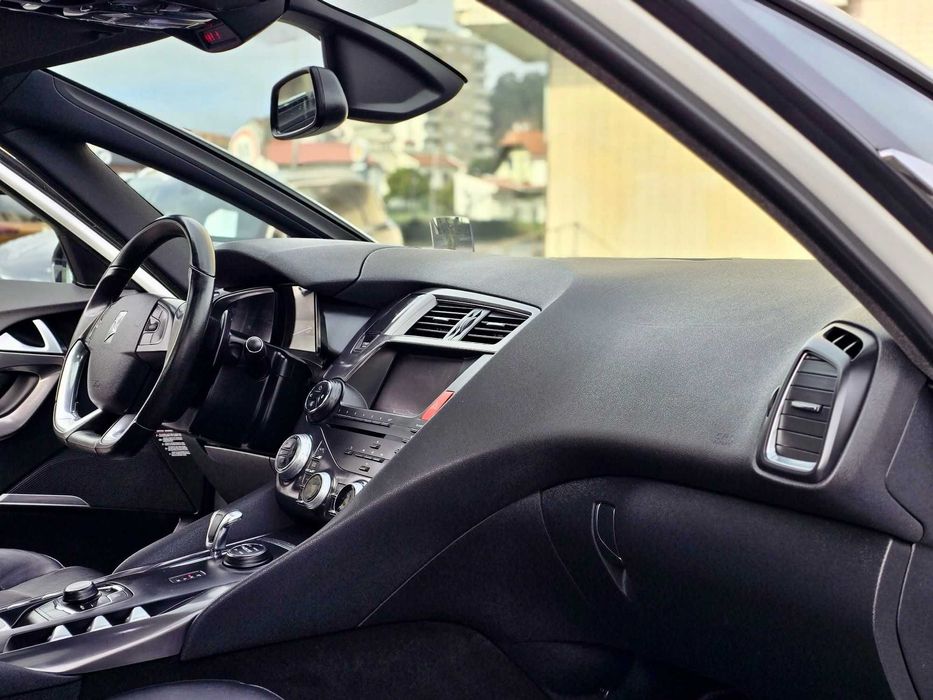 CITROEN DS5 HÍBRIDO SPORTCHIC 2.0HDI 200CV (FULL EXTRAS)