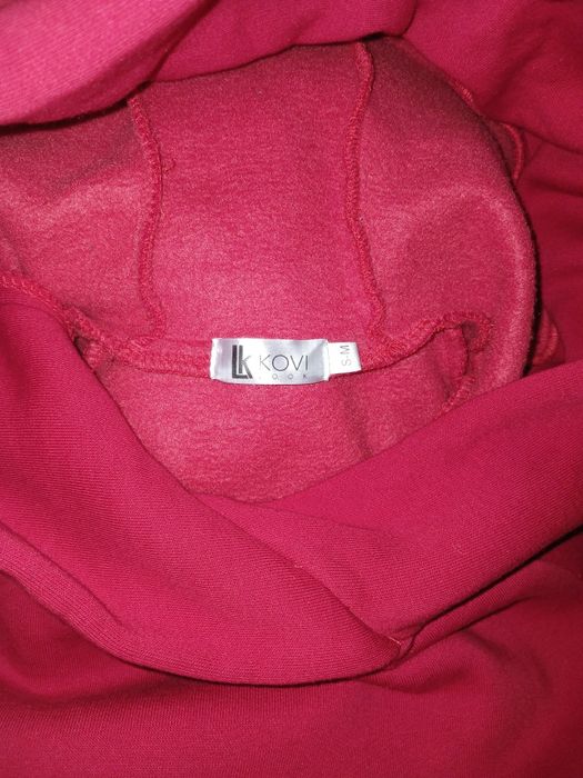 Плаття тепле з капюшоном. Дуже тепле і зручне. Розмір S-М.