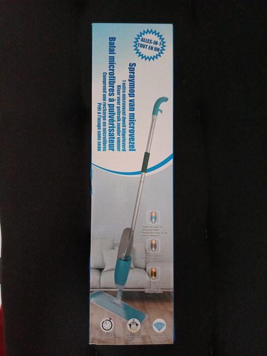 Myjka do podłóg  z pojemnikiem na płyn