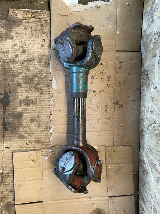 Кардан приводу переднього моста ХТЗ Т150