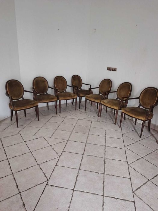 Krzesła, fotele z podłokietnikami