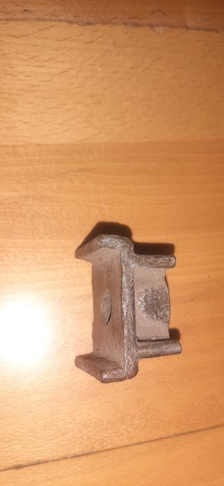 Перехідник на задню вилку мопеду карпати, верховина на задні гальма .