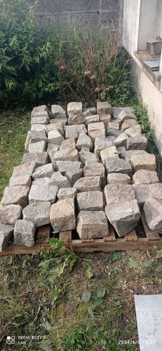 Sprzedam kostkę granitową dużą 15/17