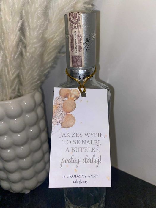 Zawieszki na alkohol URODZINY 20 sztuk