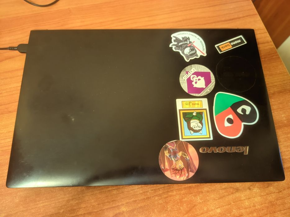 Ноутбук Lenovo на запчастини