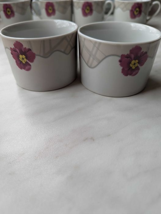 Filiżanki nowe porcelanowe poj. 0,2 l. - 6 szt. kpl.