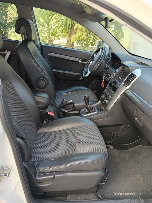 Chevrolet Captiva confortável e em ótimo estado geral