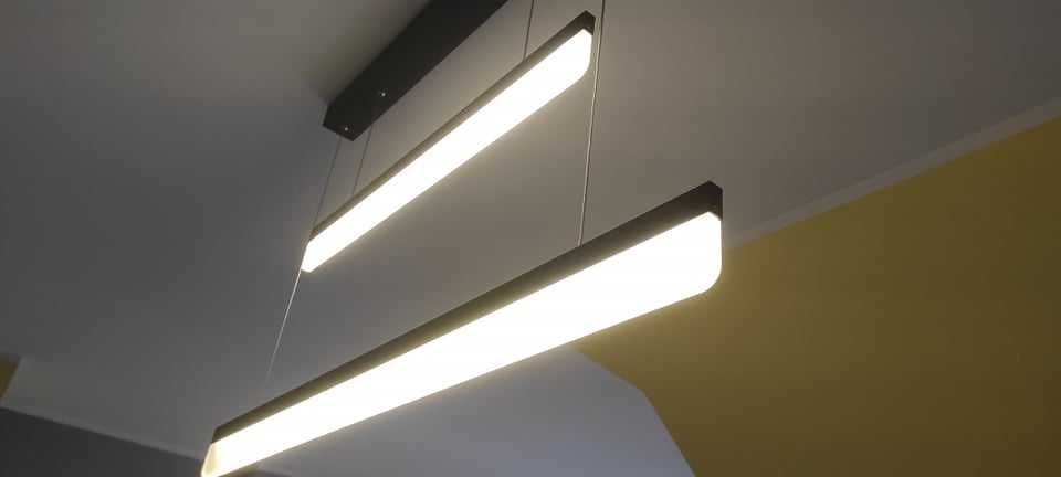 Ledowy żyrandol Dwu paskowy