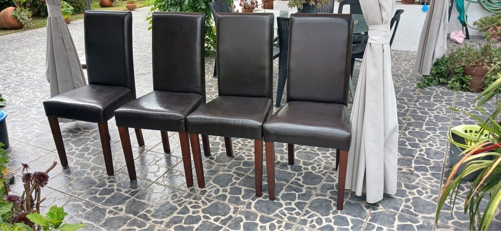 4 Cadeiras sala de jantar