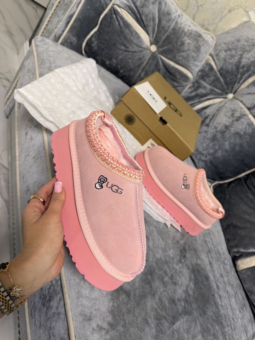 Розовые угги UGG Tazz Love Slipper Arroyo Tropical Pink Sand
