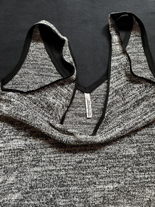 Top malha da Stradivarius. Novo