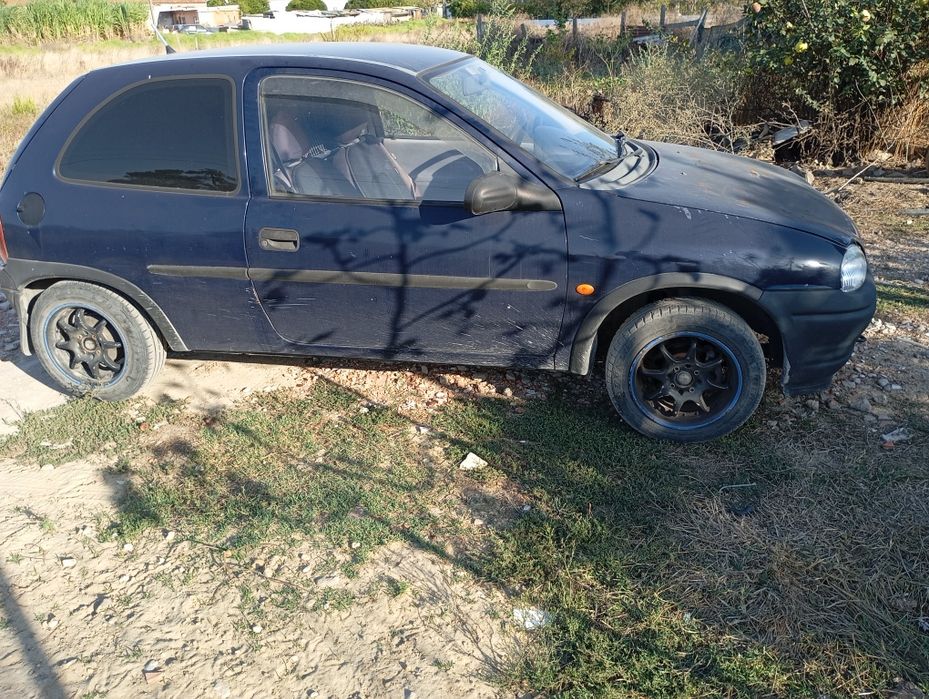 Opel corsa b 1.7 D comercial
