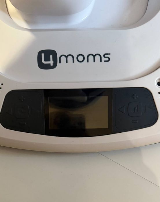 4moms заколисуючий центр