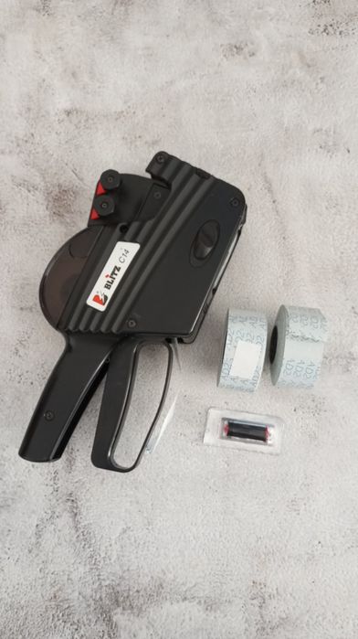 Máquina de etiquetar Blitz C14