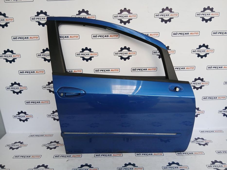 PORTA FRENTE DIREITA AZUL FIAT PUNTO EVO GP 1.4 ANO: 2011