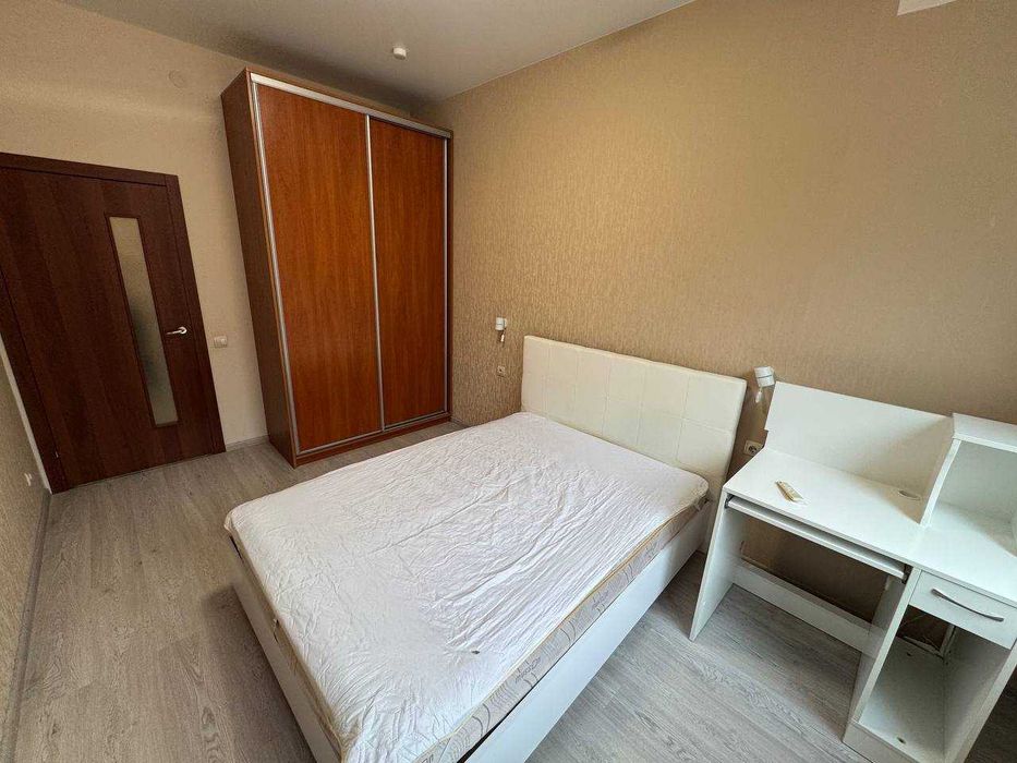 Apartment in Chabany - View 2