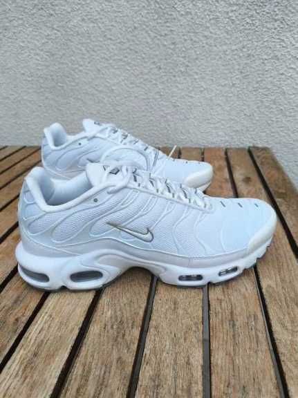Bialy Nike Air Max Plus  R.45