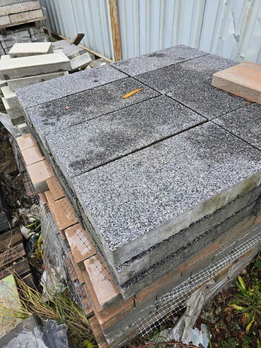 Kostka brukowa, płyty tarasowe, palisady wyprzedaż z magazynu OKAZJA!