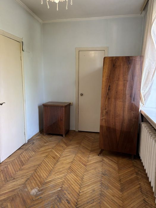 Продам квартиру на Никах.ул.Олександра Бринжали 58.(раніше Тешебаєва)