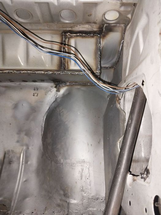 Зварювальні роботи ремонт авто