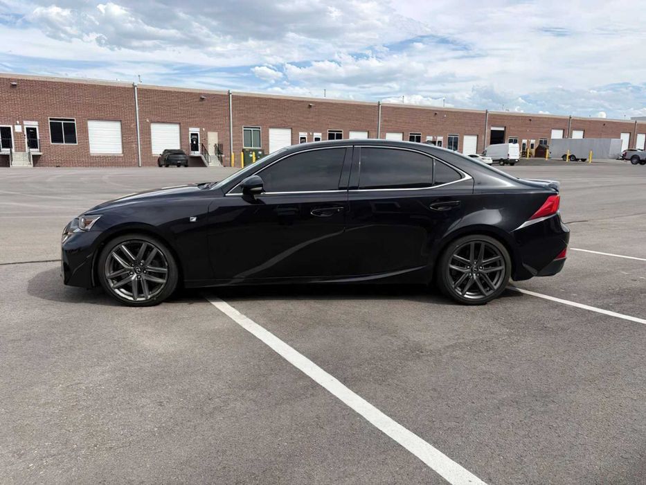 Lexus IS 300      2017