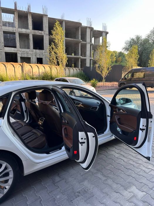 Продам Audi A6 2014