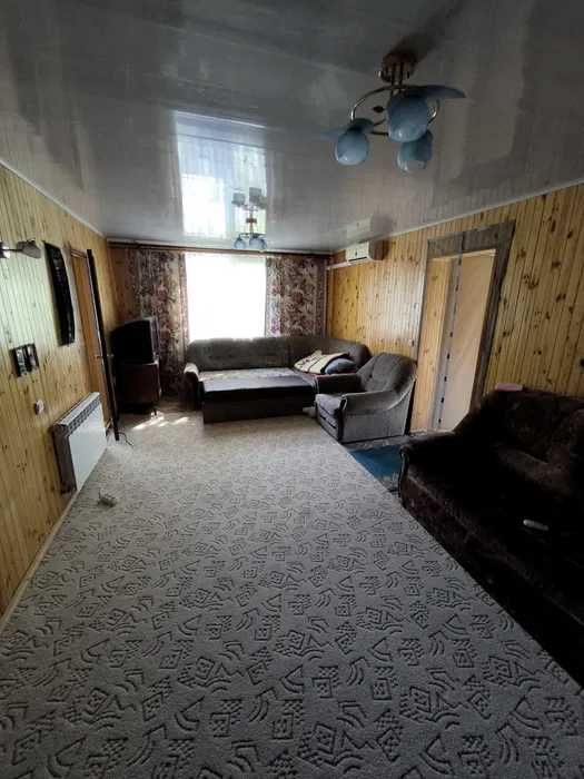 Продам будинок с.Горбовичі.Підвал,газ,сад,альтанка,гараж