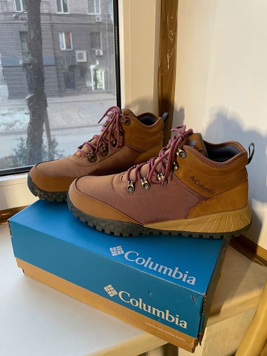 Взуття чоловіче Colambia