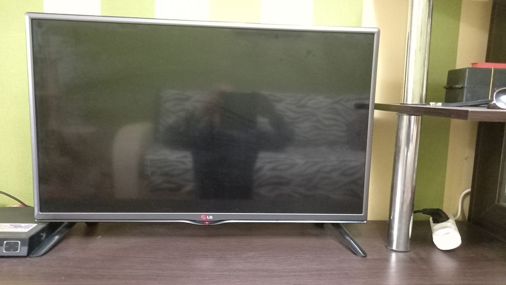 Не СМАРТ кабельный LG. ДИАГОНАЛЬ 80 см.
