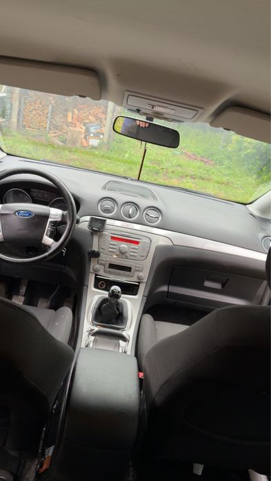 Ford s max bus van