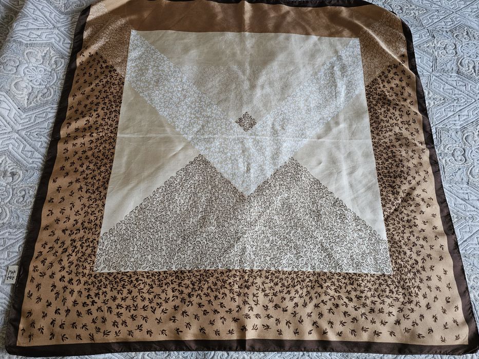 Хустина в кольорі лате. Винтаж.