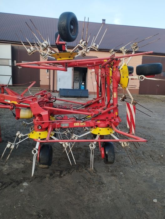 Przewracark Pottinger Hit 90.