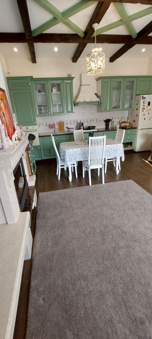 Аренда  уютного  дома  в кооперативе  , 5 соток  , 170м , море , парк